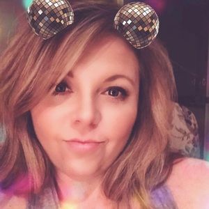 Meet your Posher, Deanna